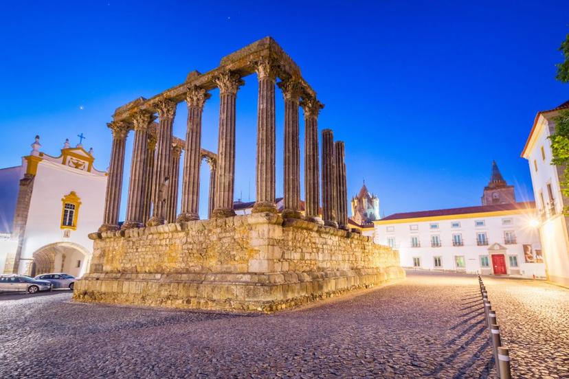 Private Tour of Évora – Roman Ruins & Alentejo Wines